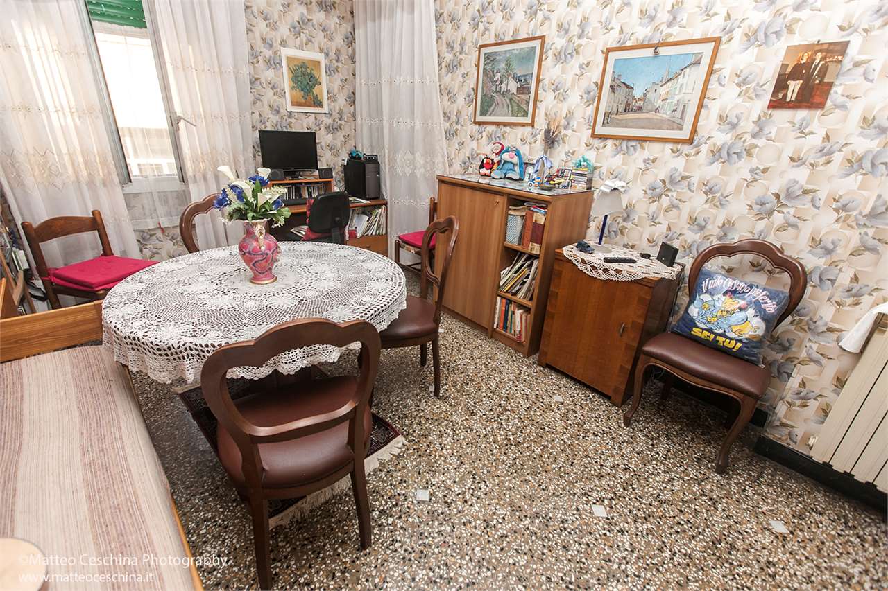 galleryimage