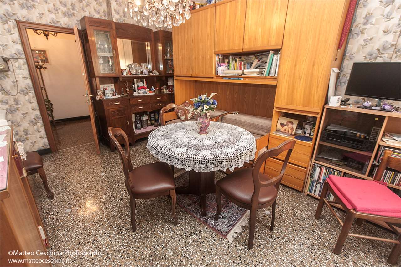 galleryimage