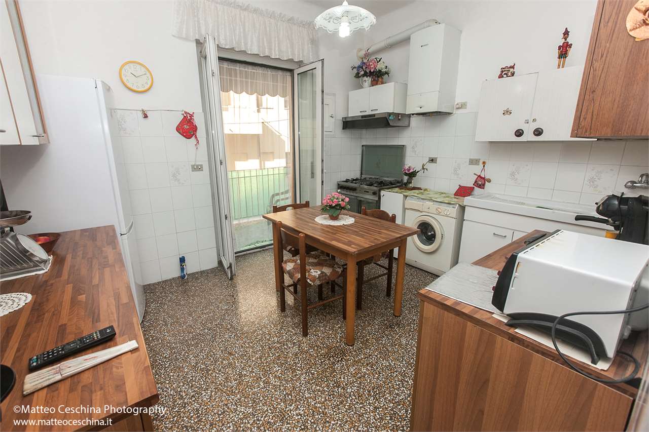 galleryimage