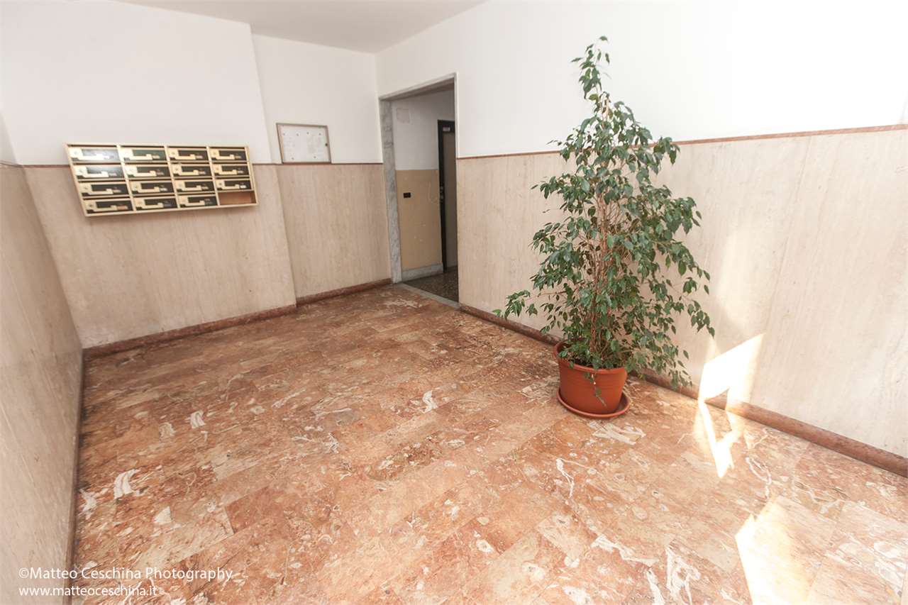 galleryimage