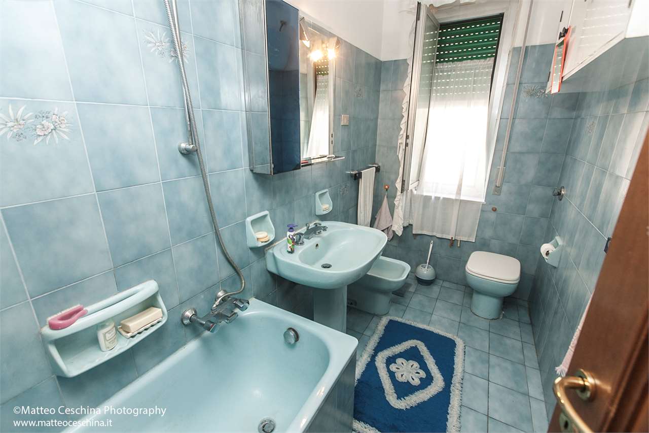 galleryimage
